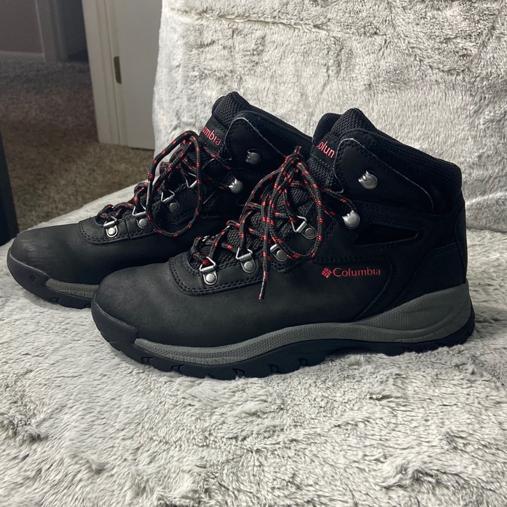 Columbia Hiking Boots